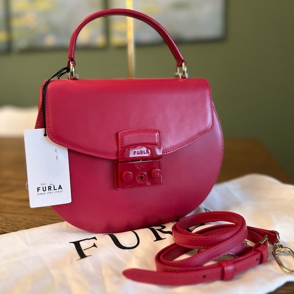 NWT!NEW!Furla Metropolis S Top Handle Round Crossbody -Smooth Leather Red - Picture 2 of 16